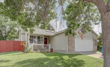 Main picture of 9210 W 94th Pl