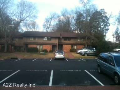 Main picture of 1704 Oak Tree Dr