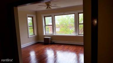 Main picture of 4822 W Harrison St