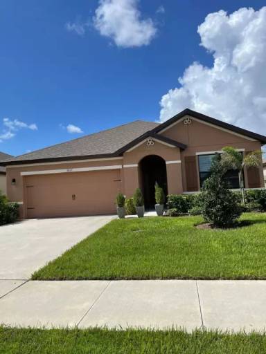 Main picture of 3817 Loggerhead Ln