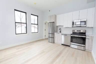 Main picture of 3439 Lancaster Ave