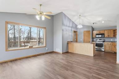 Main picture of 1778 Klondike Dr NE