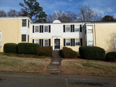 Main picture of 547 Wakefield Dr