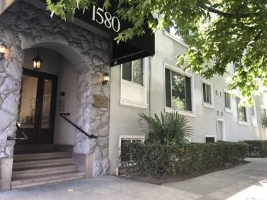 Main picture of 1580 Madison St