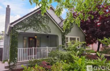 Main picture of 4016 T St