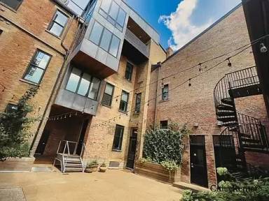 Main picture of 1800 Race St