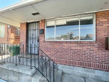 Main picture of 382 Wilson Ave