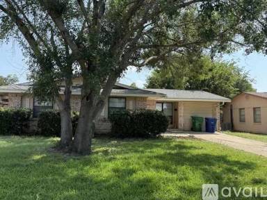 Main picture of 1706 Pleasant Run Rd