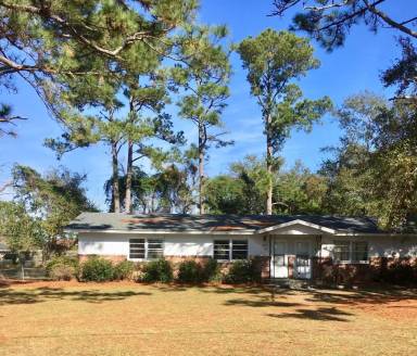Main picture of 2026 N Kerr Ave