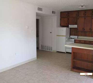 Main picture of 519 W Main St
