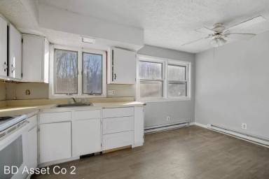 Main picture of 121 Coventry Rd