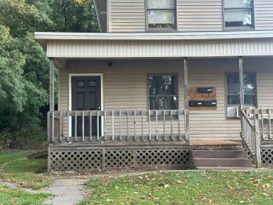 Main picture of 43 Brainard Pl