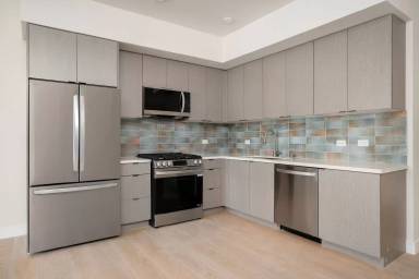 Main picture of 5320 Cartwright Ave