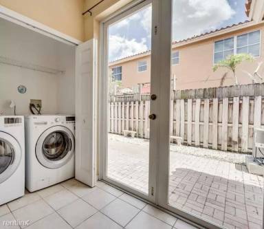 Main picture of Vizcaya Villas Apartments