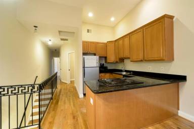 Main picture of 1905 8th St NW