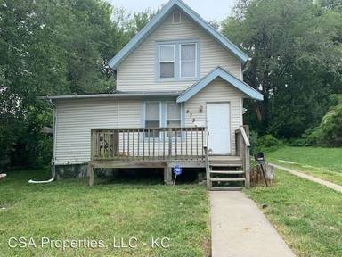 Main picture of 5736 Tracy Ave