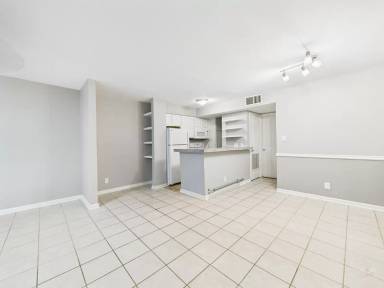 Main picture of 3018 S 1st St