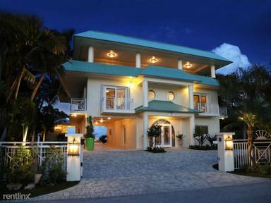 Main picture of 541 Ocean Cay Dr