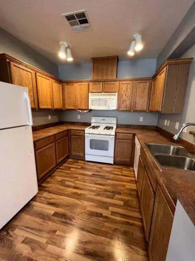 Main picture of 6680 Abruzzi Dr