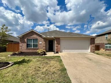 Main picture of 3010 Elderberry Dr