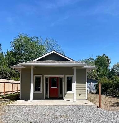 Main picture of 3043 Henderson Rd