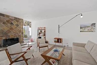 Main picture of 400 E Valmonte Norte