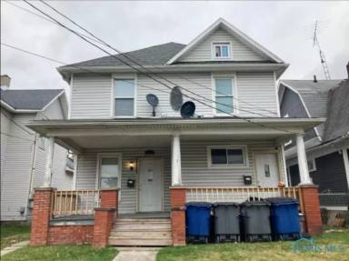 Main picture of 1647 Oak St