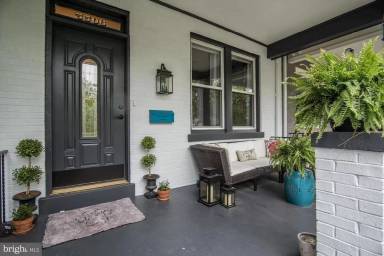 Main picture of 5506 4th St NW