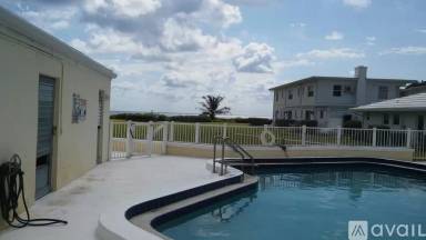 Main picture of 1189 Hillsboro Mile