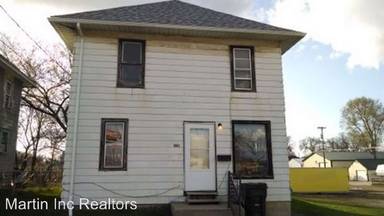 Main picture of 326 W 14th St