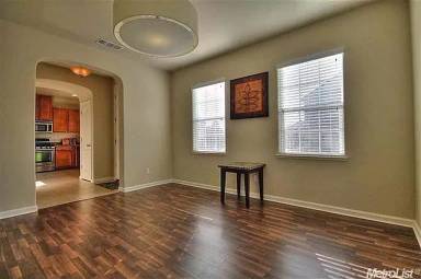 Main picture of 9035 Crescenda Ln