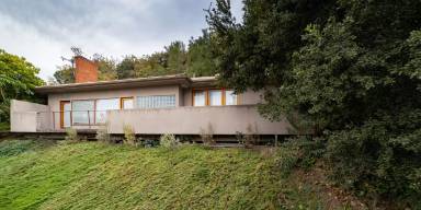 Main picture of 3851 Vineland Ave