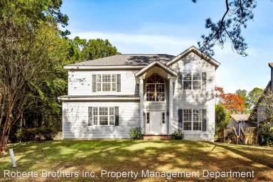 Main picture of 256 Rolling Hill Dr