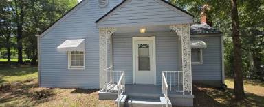 Main picture of 3212 Oakland Ave