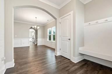 Main picture of 220 Curling Creek Dr