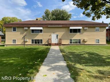 Main picture of 120 3rd Ave SW