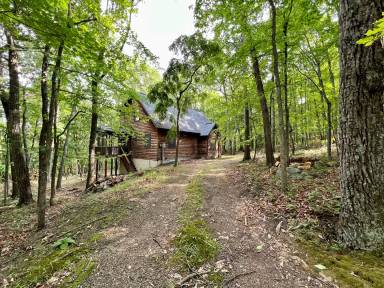 Main picture of 148 S Fieldstone Ln