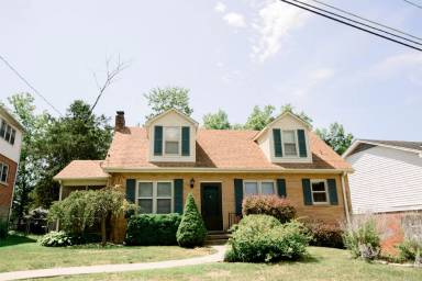 Main picture of 2007 Wayne Ave