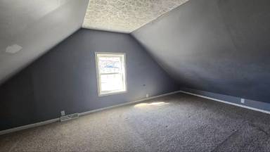Main picture of 1037 Washington Ave