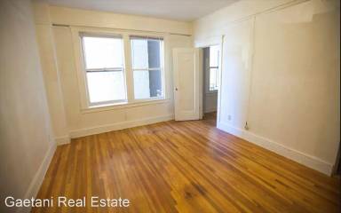 Main picture of 528-532 Larkin St Apartments