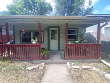 Main picture of 417 N Loomis Ave
