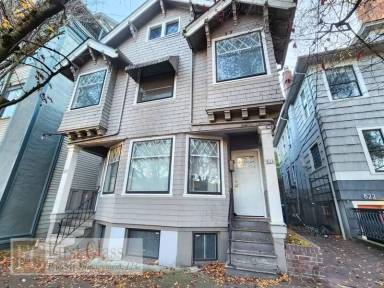 Main picture of 828 NW 21st Ave