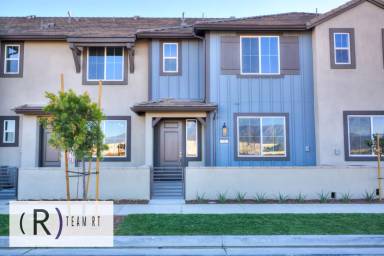 Main picture of 4076 E Lily Paseo