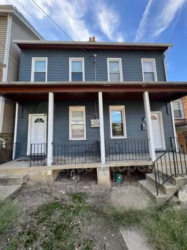 Main picture of 828 Wallbridge West End St