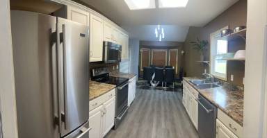 Main picture of 906 Autumn Ridge Ln