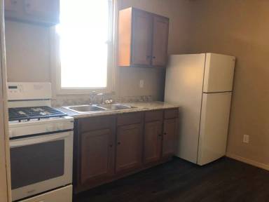 Main picture of 1113 Broadway Ave