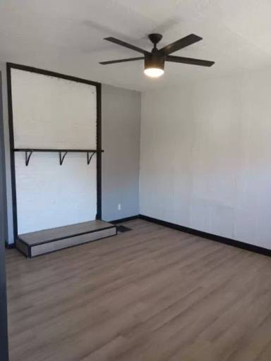 Main picture of 330 W 14th Ave