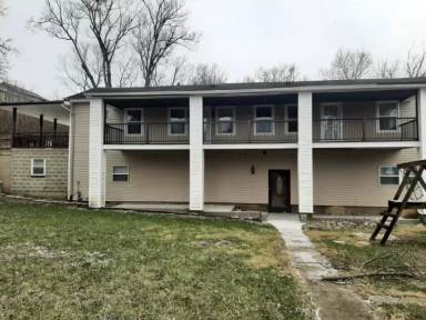 Main picture of 1535 High St
