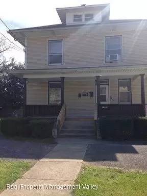 Main picture of 1529 Lee St E