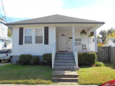 Main picture of 9264 Hickory St